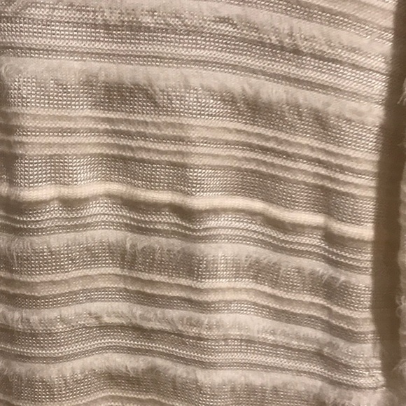 Liz Claiborne Sweater - Picture 2 of 7